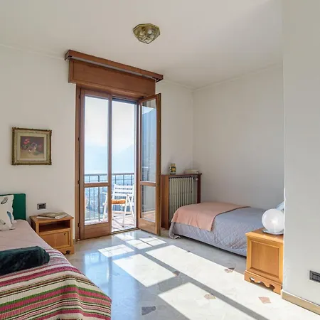 Vila Guesthost - View With Private Parking Mandello del Lario