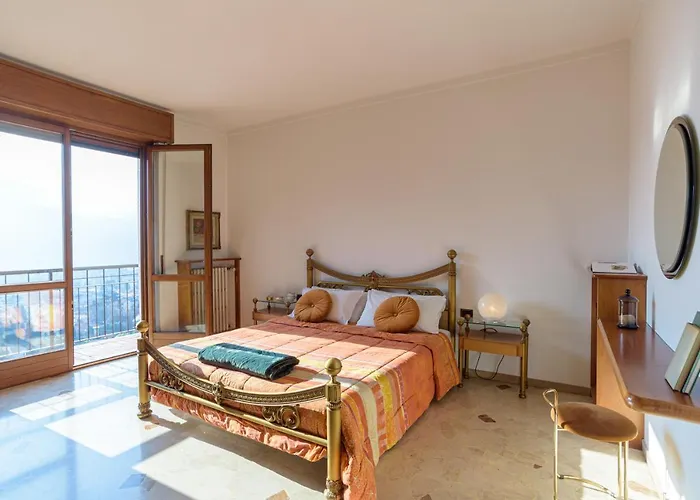 Guesthost - View With Private Parking Villa *