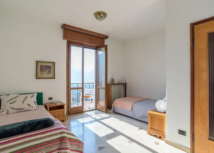 Villa Guesthost - View With Private Parking Mandello del Lario